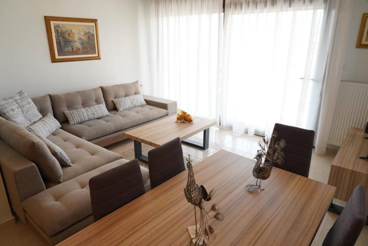 Venetia Luxury Villa Nea Iraklitsa ภายนอก รูปภาพ